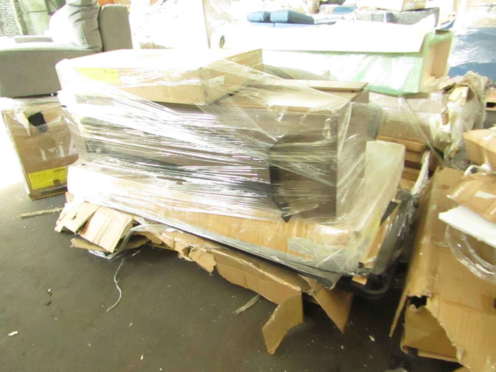 | 1X | PALLET OF FAULTY / MISSING PARTS / DAMAGED CUSTOMER RETURNS MADE.COM STOCK UNMANIFESTED |