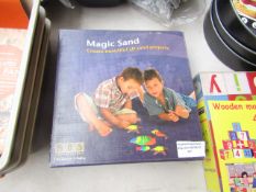 1x Stone by stone magic sand - perfect to make sand projects - new & boxed.
