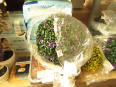 Flower Topiary Garden Ball 10" - Unused & Boxed. - Please See See Image For Design.