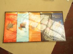 1X BOX CONTAINING 10 GODIVA CHOCOLATE BARS BLOOD ORANGE & SALTED CARAMEL & ROASTED ALMOND & 72%