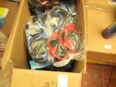 1X PACK OF ELBOW AND KNEE PADS RED AND BLUE, UNCHECKED AND PACKAGED, PLEASE NOTE THESE WILL BE