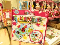 A to Z Arts & Crafts Pom Pom Art - New & Boxed