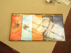 1X BOX CONTAINING 10 GODIVA CHOCOLATE BARS BLOOD ORANGE & SALTED CARAMEL & ROASTED ALMOND & 72%