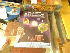1x Planet Defenders Board Game - New & Boxed