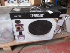 Princess robot vacuum cleaner, vendor suggests tested working and boxed.