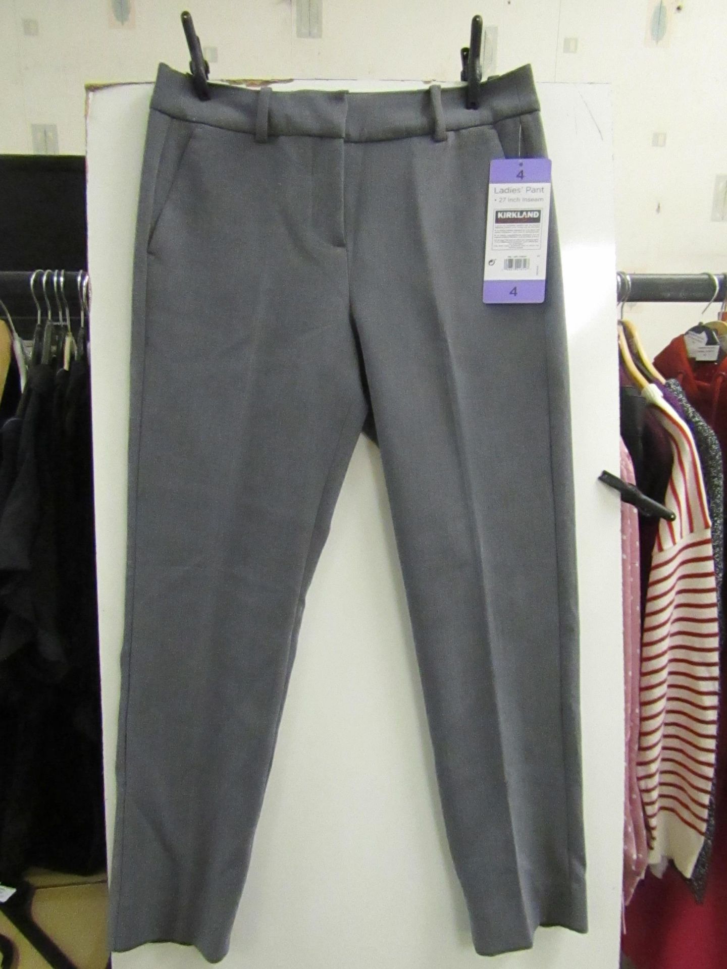Kirkland Signature ladies grey Trousers, new, Size 4