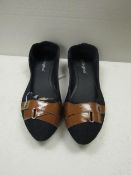 3x Pairs of ladies brown band dolly shoes, size41, new & packaged.