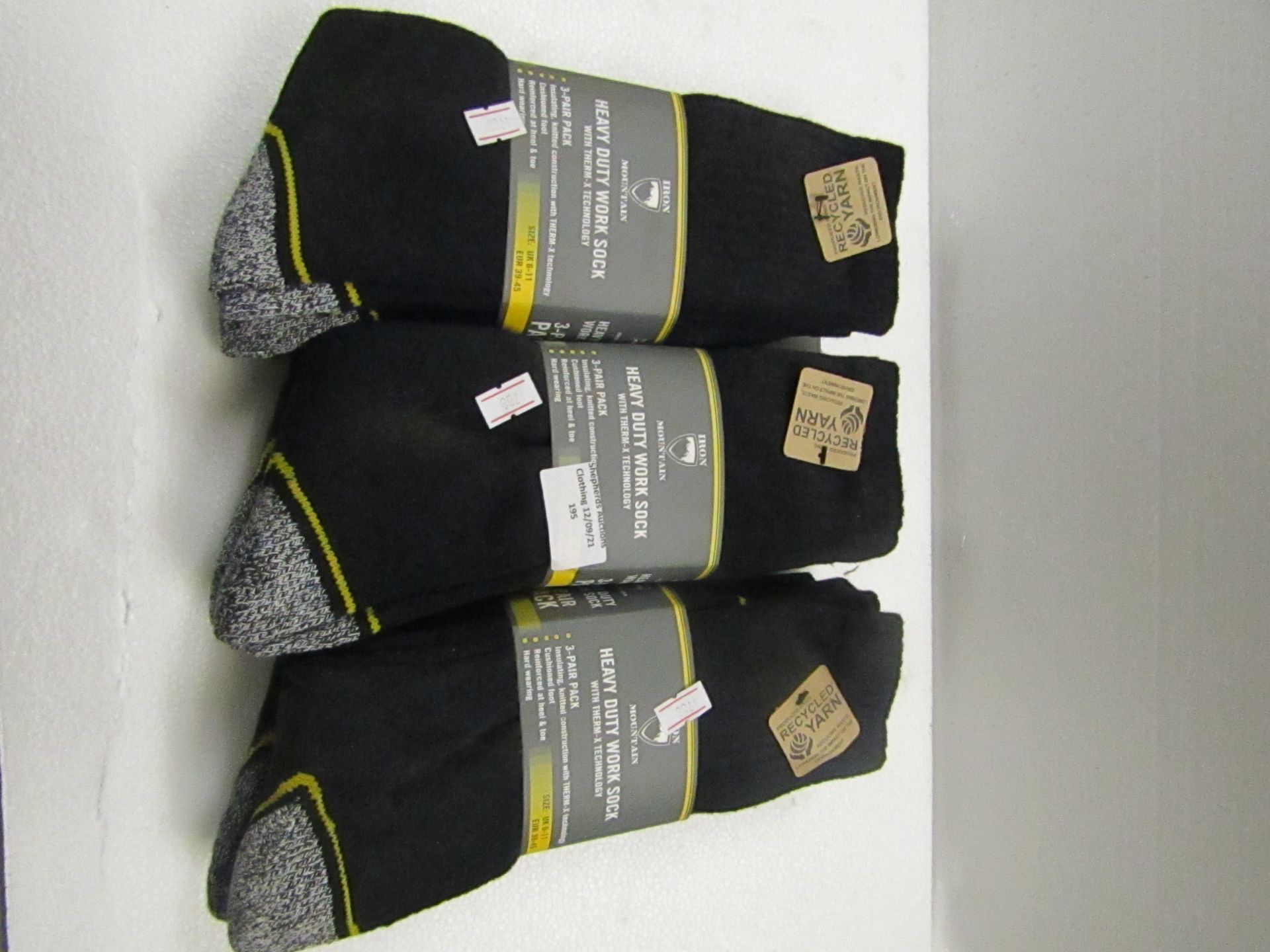 3x pack of 3 iron mountain heavy duty work socks, uk 6-11, new & packaged.