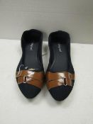 3x Pairs of ladies brown band dolly shoes, size41, new & packaged.