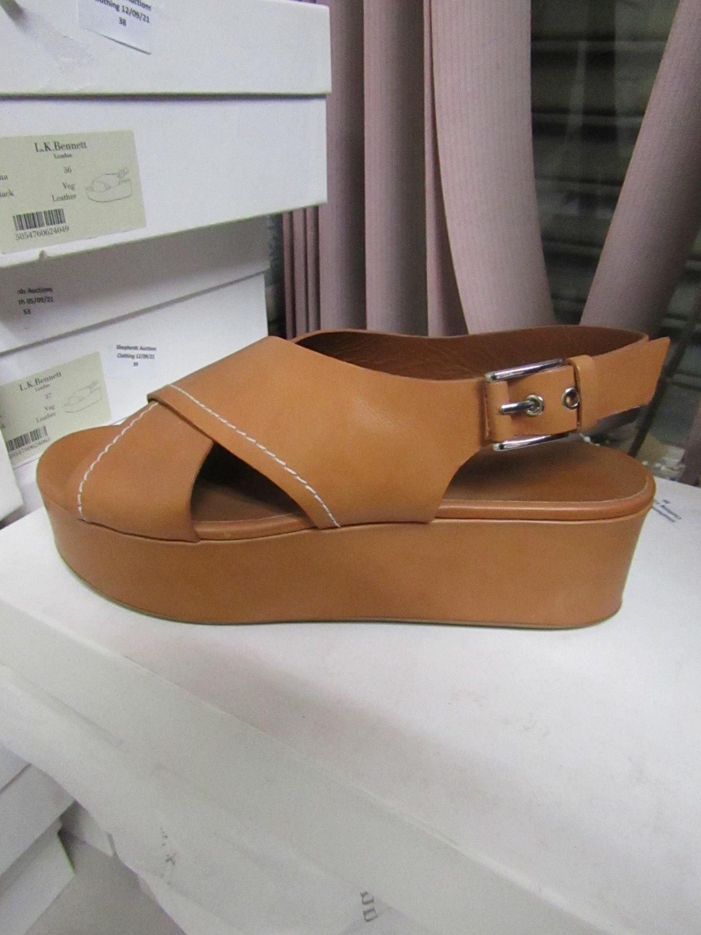 L K Bennett London Sima Tan Veg Leather Shoes size 39 RRP £250 new & boxed see image for design