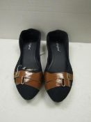 3x Pairs of ladies brown band dolly shoes, size41, new & packaged.