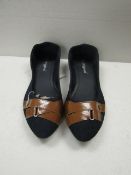 3x Pairs of ladies brown band dolly shoes, size41, new & packaged.
