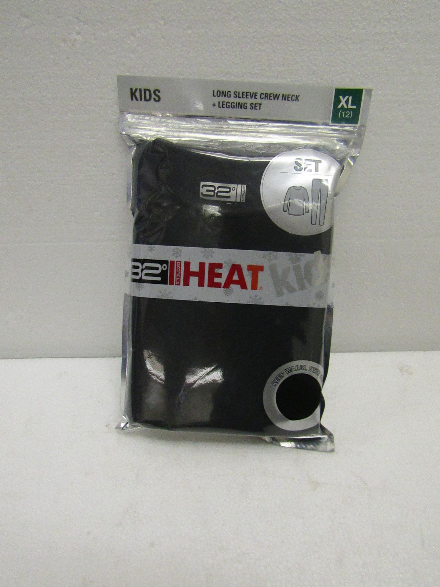 32 Degree Heat Kids Long Sleeve crew neck and leggings sets, new and packaged ready for the Cold