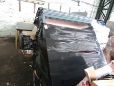 | 1X | PALLET OF FAULTY / MISSING PARTS / DAMAGED CUSTOMER RETURNS COX & COX STOCK UNMANIFESTED |