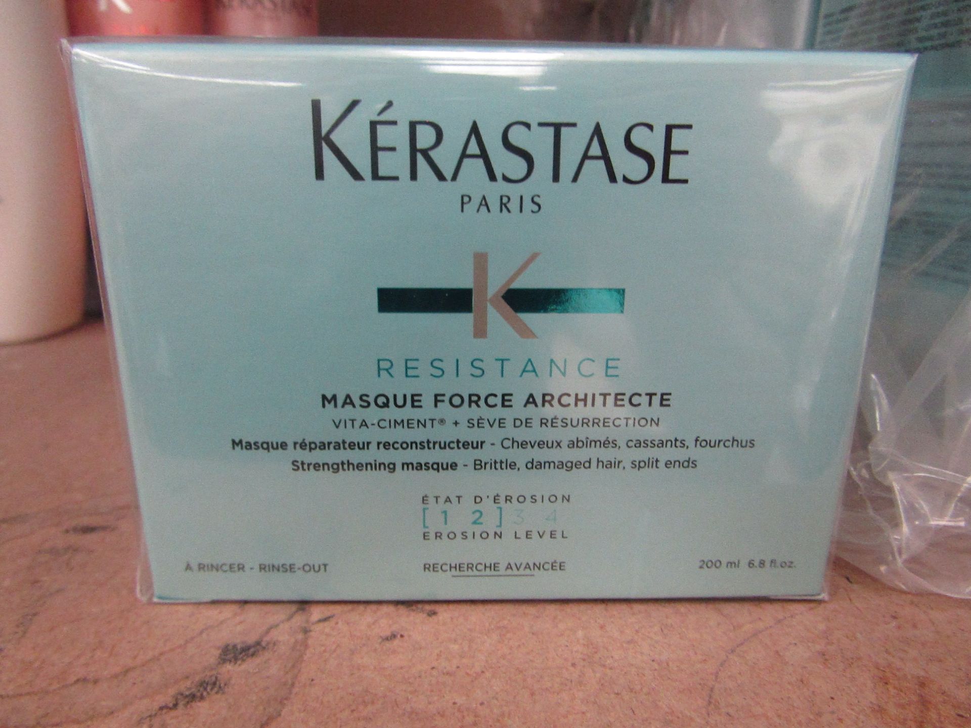 Kerastase 4 Piece Set : 1x Kerastase - Discipline Pro-Keratin Definition & Suppleness Creme (