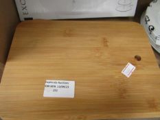 5x small chopping boards