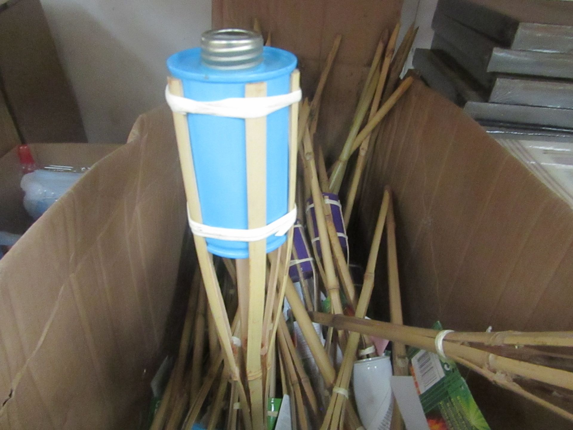 Box Containing Approx 20+ Multi-Colour Bamboo Garden Torches - 60cm (180ml) - Unchecked, Some May