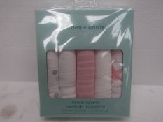 Aden + Anais - pack of 5 Muslin Squares - New & Boxed.