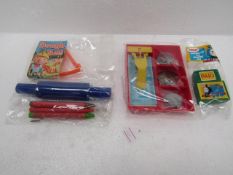 10x Assorted Childrens Small Toy Sets Being : 5x Thomas & Friends - Till & Money Set - Unused &