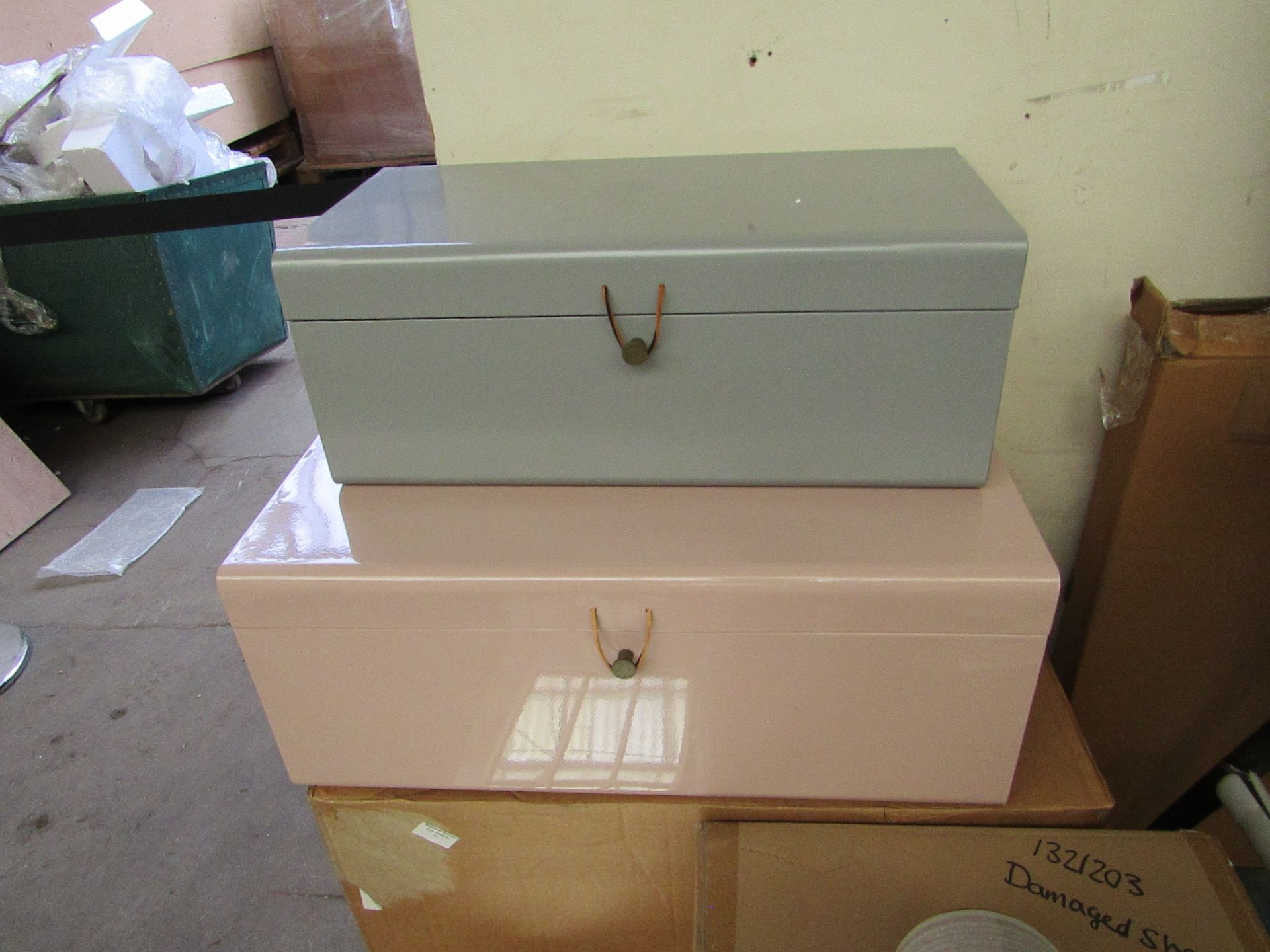 | 1X | MADE.COM DAVEN SET OF 2 METAL STORAGE BOX TRUNKS, PINK & GREY | LOOKS IN GOOD CONDITION &