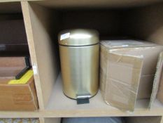 1 x Made.com Lilo Bathroom Pedal Bin 3L Brushed Brass RRP œ29 SKU MAD-BTALIL011ZBR-UK TOTAL RRP