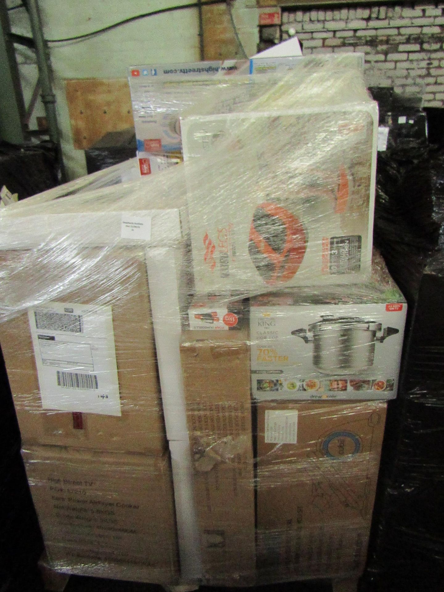 | 1x | PALLET CONTAINING CUSTOMER RETURN STOCK FROM A LARGE ONLINE RETAILER | UNMANIFESTED |