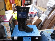 1x Pair of Fur Lined Black Wellington Boots - Size 3-4 - New & Boxed