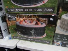 CleverSpa - Mia 4 person Hot tub - 800 Litre / Black / Automatically regulated, 365 freeze guard,