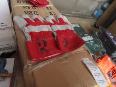 10x Predator - Work Gloves - Size 8 - New & Packaged.