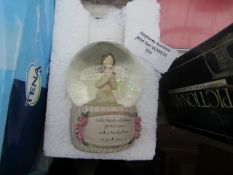 1x Snow globe with quote on front - looks unused but no box.