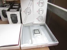 | 1X | PEBBLE 2 SMART WATCH - BLACK | UNTESTED & BOXED |NO STRAPS | COMES WITH CHARGER CABLE |