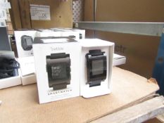 | 1X | PEBBLE SMART WATCH - BLACK | UNTESTED & BOXED | COMES WITH CHARGER CABLE |