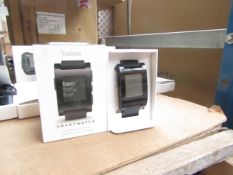 | 1X | PEBBLE SMART WATCH - BLACK | UNTESTED & BOXED | COMES WITH CHARGER CABLE |