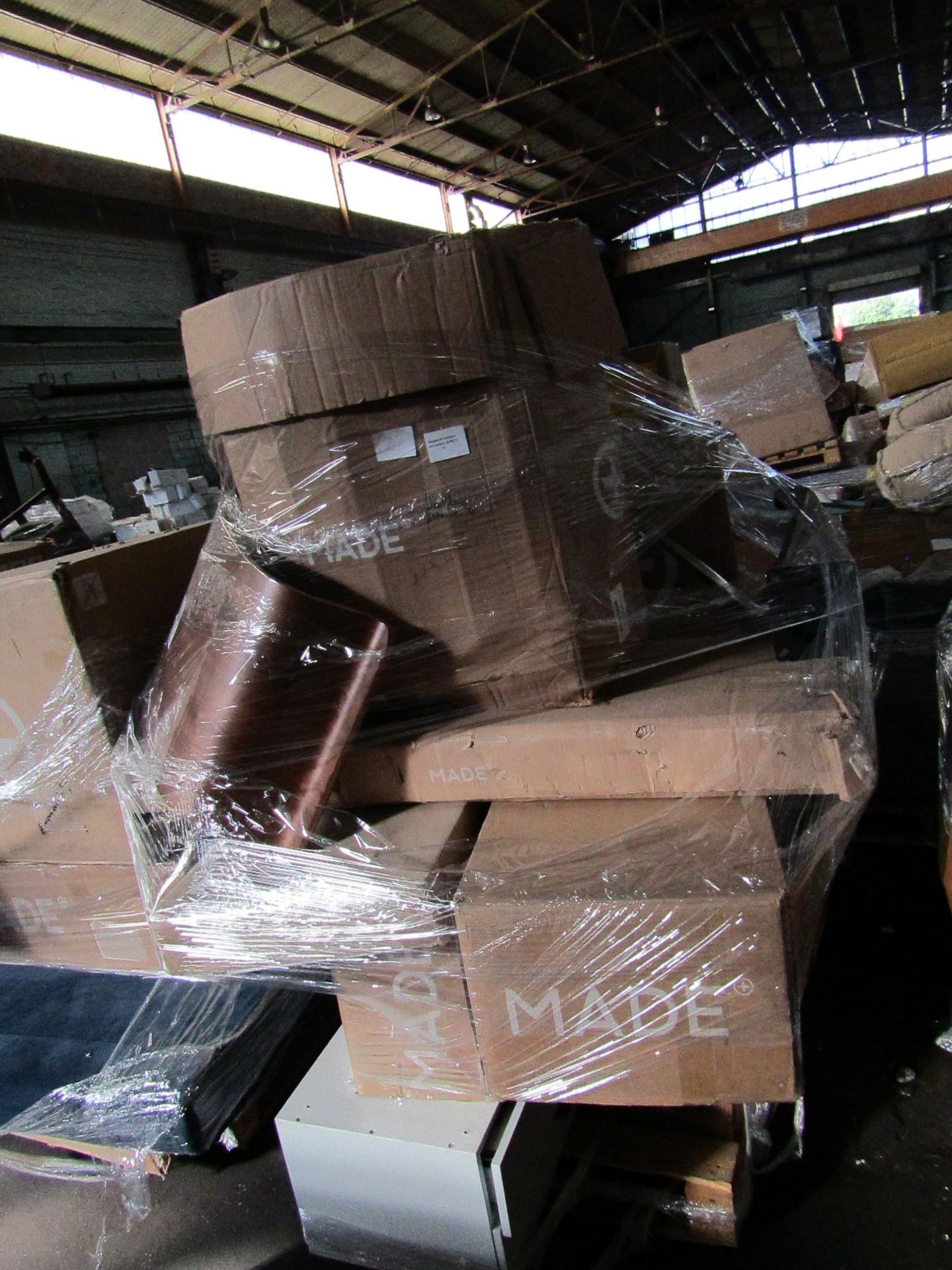 | 1X | PALLET OF FAULTY / MISSING PARTS / DAMAGED CUSTOMER RETURNS MADE.COM STOCK UNMANIFESTED |