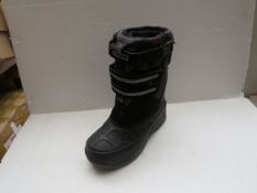 RiverLand - Boys Snow Boots - Size 3 - Unused & Boxed. - Please See Image For Design.