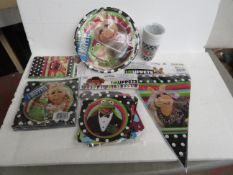 1x The muppets party pack - 6x cups, plates, invitations, napkins, tablecloth, bags, banners - new &