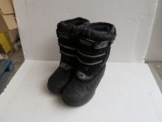 RiverLand - Boys Snow Boots - Size 4 - Unused & Boxed. - Please See Image For Design.