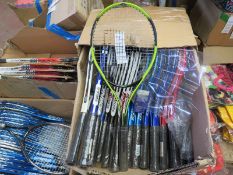 1x tennis racket, picked at random, could be a variety of brands.
