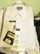 Kirkland Signature Custom Fit Shirt - New - Size 15.5 Collar x 32/33