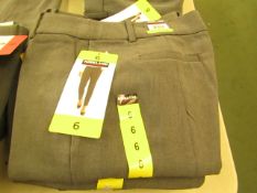 Kirkland Signature Ladies Pants - Size 6 - Grey - New with tags
