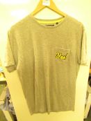 1x Brave soul london mens t-shirt, size M, looks new, See picture for design.