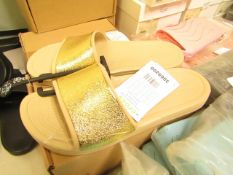 Crocs Sloane Low Sliders - UK Size 6 - Gold & Cream