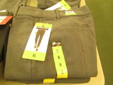 Kirkland Signature Ladies Pants - Size 6 - Grey - New with tags