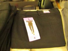 Kirkland Signature Ladies Pants - Size 4 - Black - New with tags