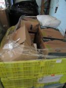 | 1x | PALLET CONTAINING CUSTOMER RETURN YAWN AIR BED STOCK FROM A LARGE ONLINE RETAILER |