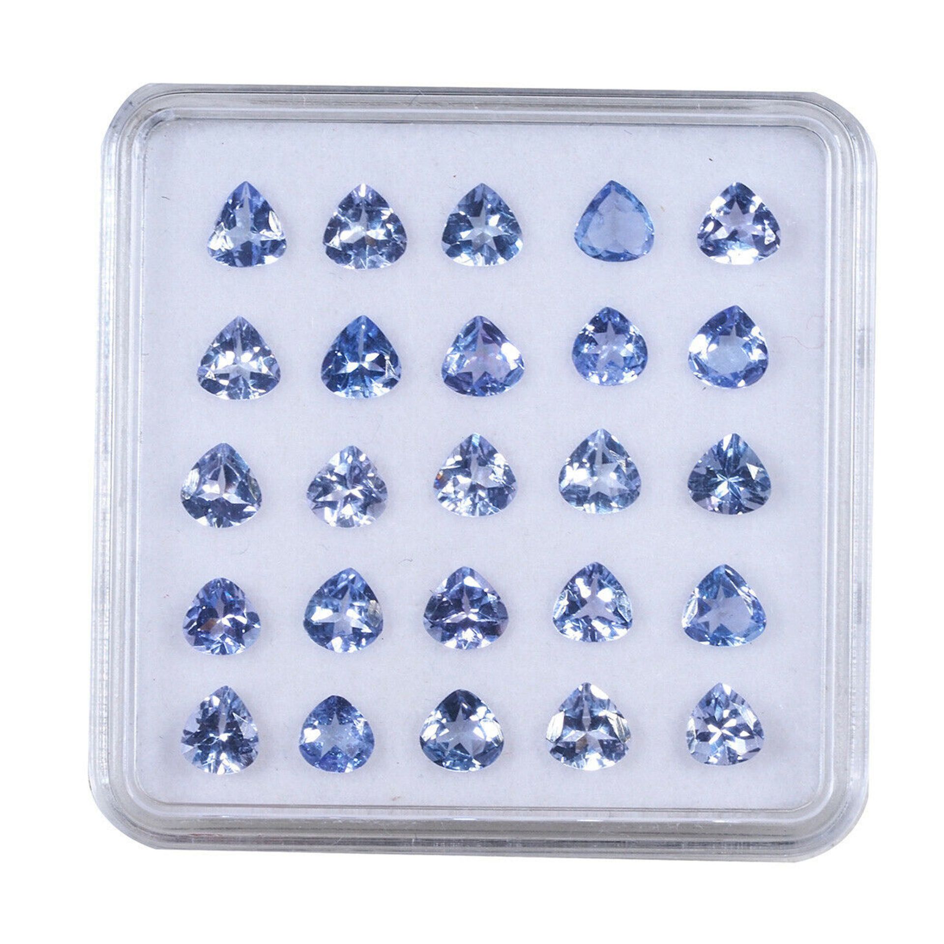 IGL&I Certified - Natural Tanzanite - 4.51 carats - 25 pieces - Pear cut - Average retail value £1,