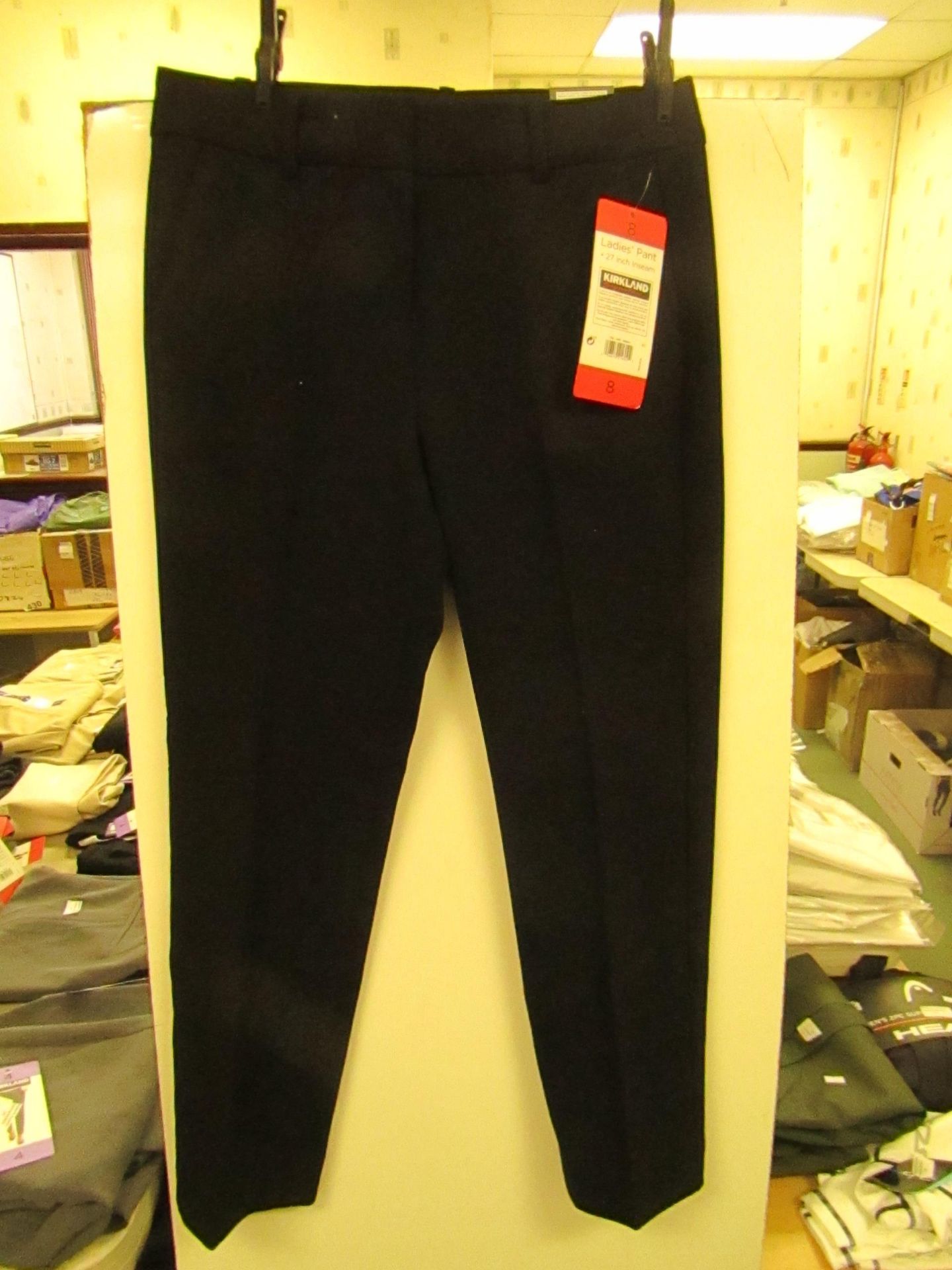1X Kirkland Signature Ladies Pants - Size 8 - Black - New with tags