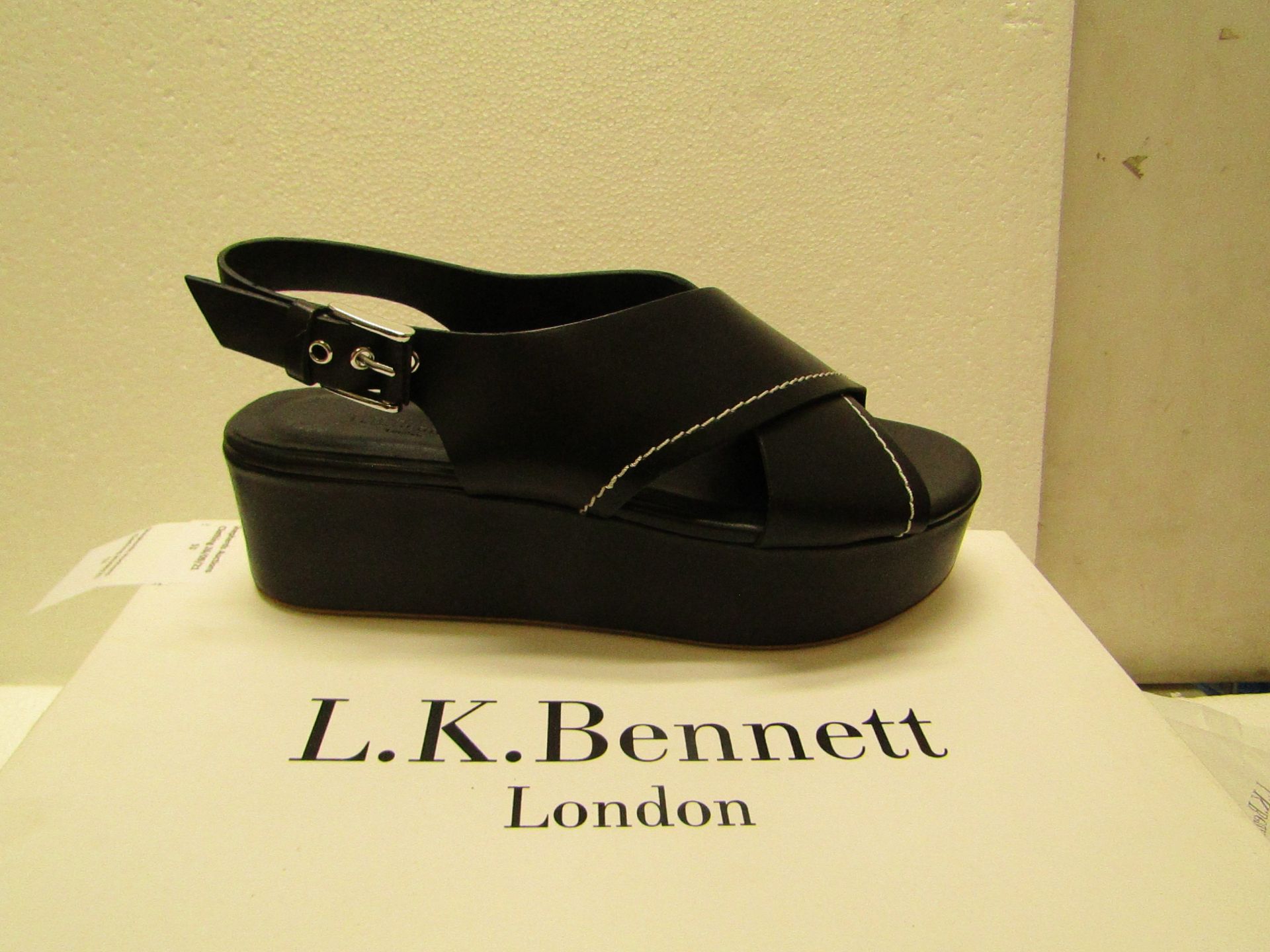 L K Bennett London Sima Black Veg Leather Shoes size 38 RRP £250 new & boxed see image for design
