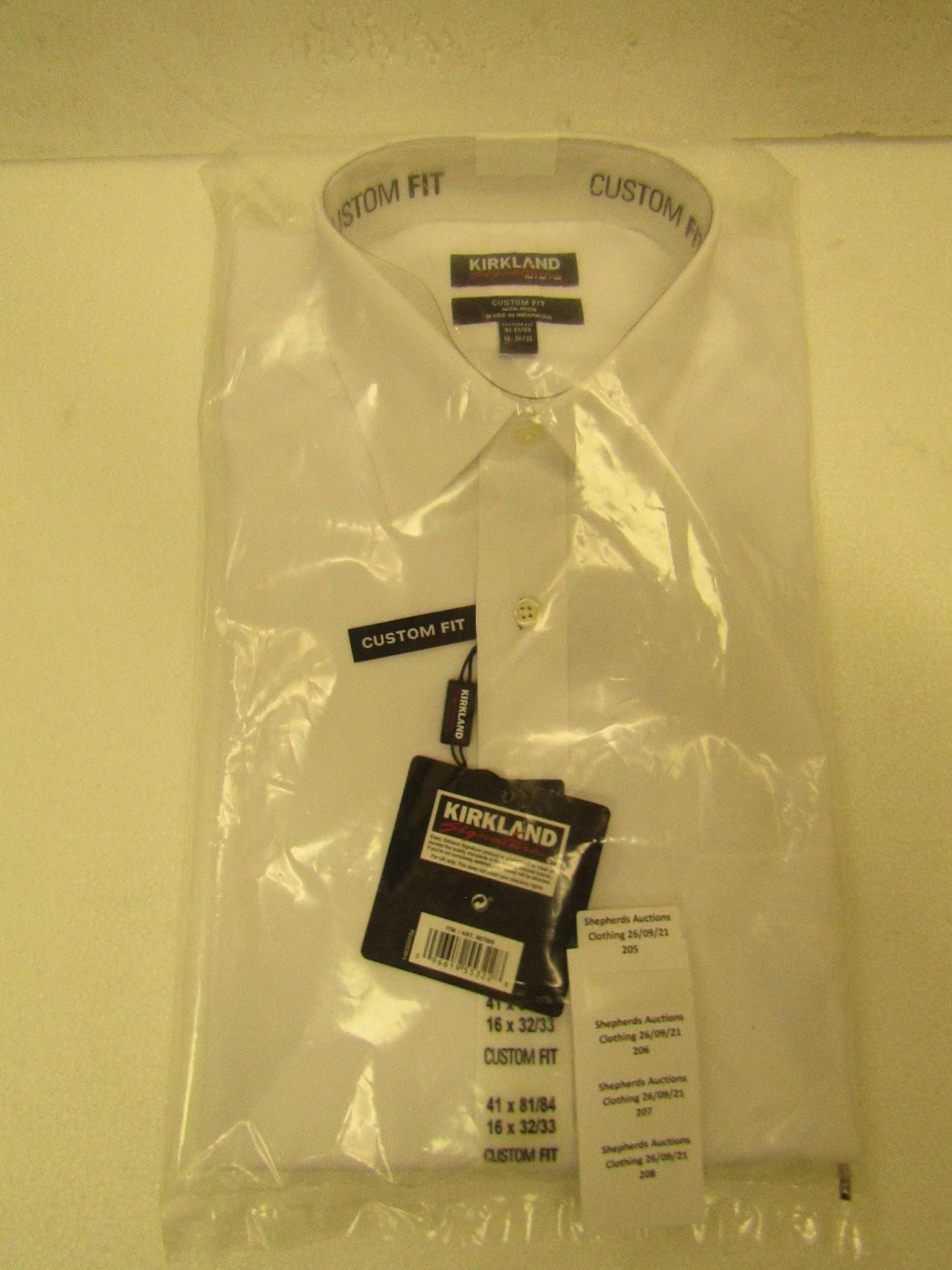 1X Kirkland Custom Fit White Shirt - 16" Collar x 32/33
