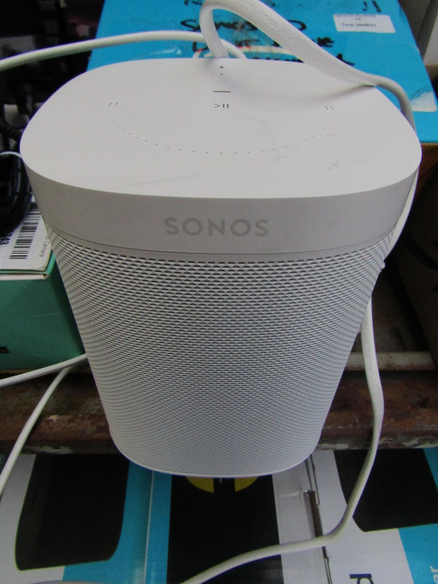 Sonos one gen2 speaker, powers on but havent connected to a network due to the length of time and